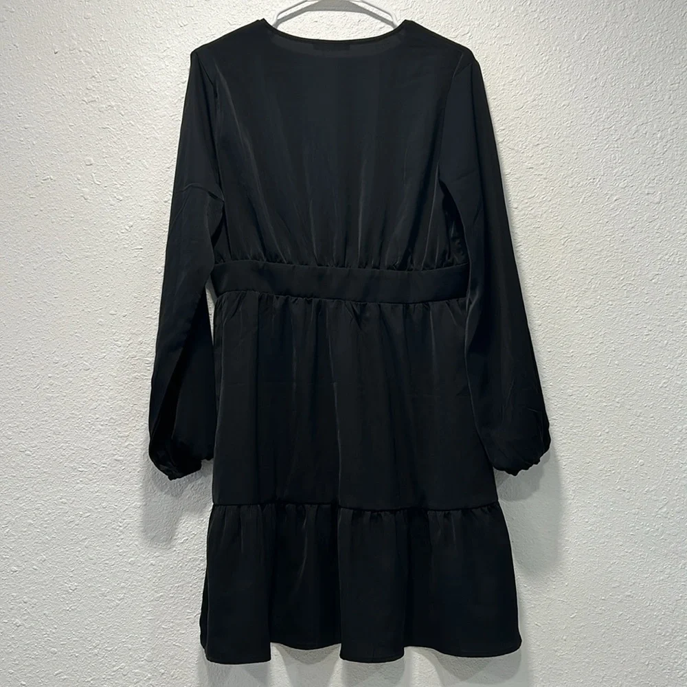 NWT Cupshe black plunge neck button loop button mini dress for women - Picture 5 of 11